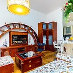 דירה Luxury Yacht-style Old Town