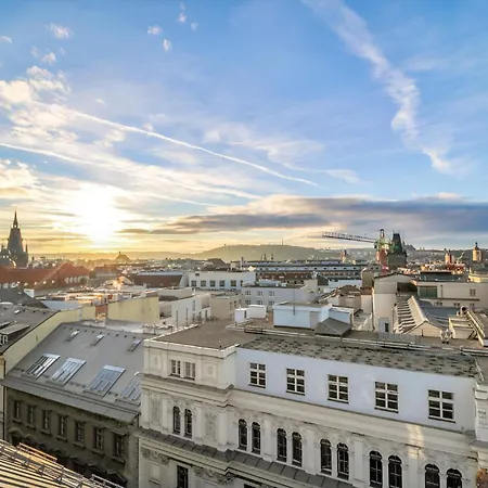 Luxury Yacht-style Old Town Appartement Praag