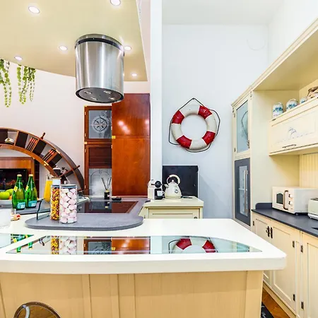 Appartement Luxury Yacht-style Old Town Praag